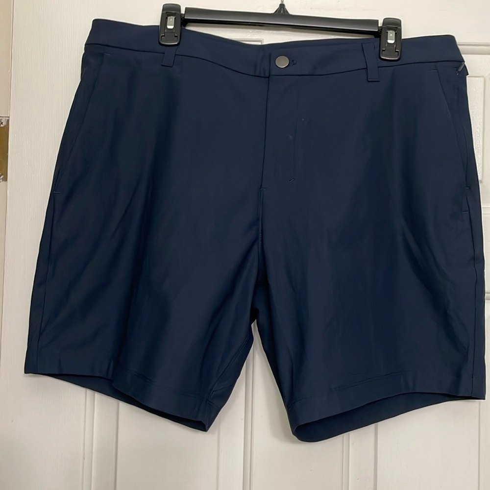 Men’s Lululemon casual shorts